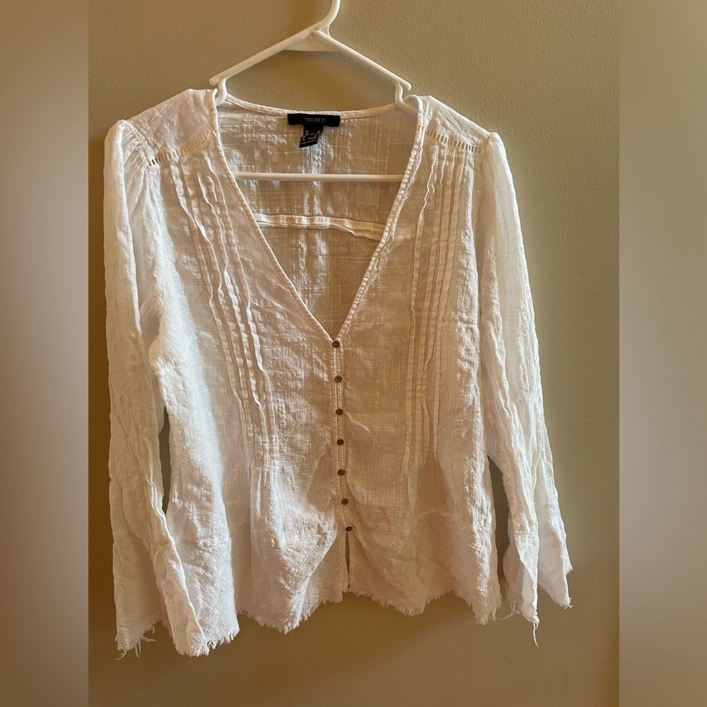 Forever 21 Rayon/cotton light weight top. Pit to pit is 20 inches